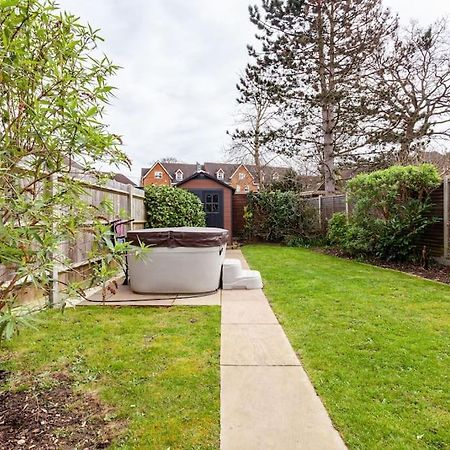 One Bedroom Apartment, Driveway, Bracknell Centre Εξωτερικό φωτογραφία